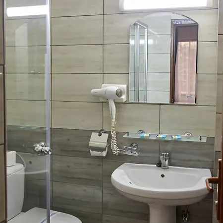 Coralis Pensionat 3*