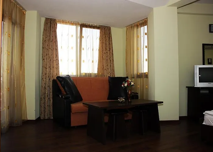 Guest house Coralis 3*